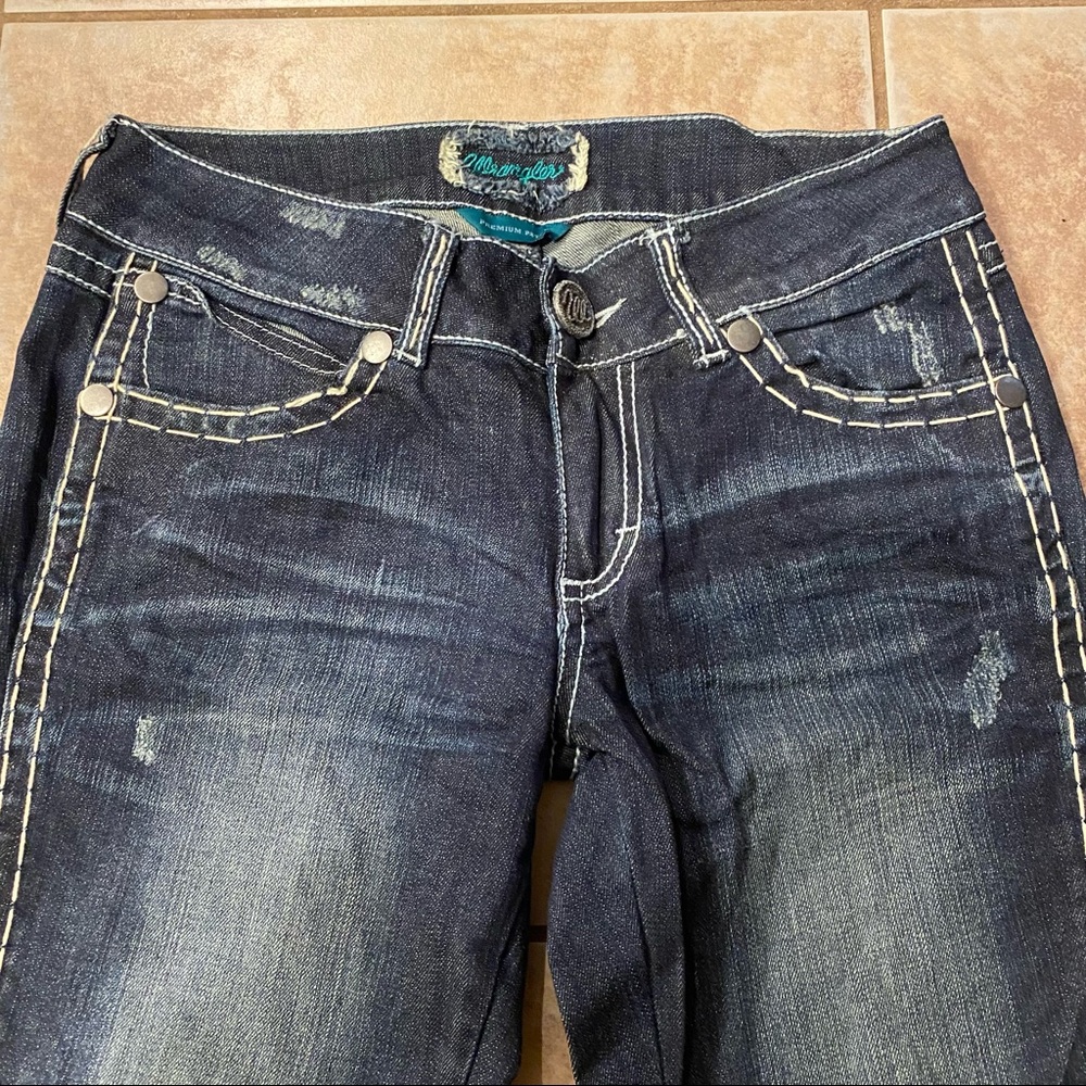 Vintage Wrangler Premium Patch denim jeans for women - Picture 4 of 13